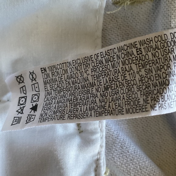 Forever 21 - Picture 5 of 6